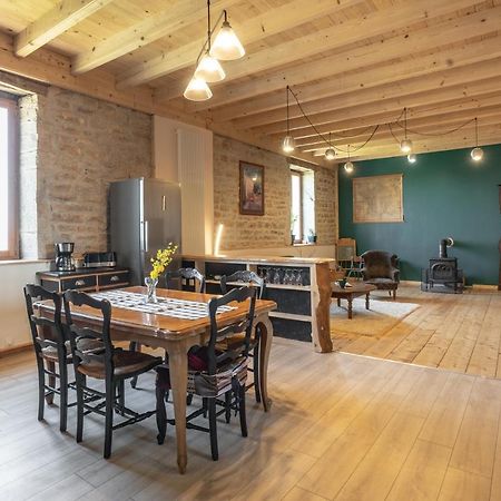 Appartement De Charme Dans Une Maison Isolee Presilly  ภายนอก รูปภาพ