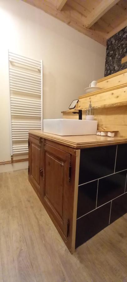 Appartement De Charme Dans Une Maison Isolee Presilly  ภายนอก รูปภาพ