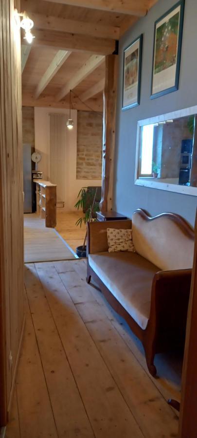Appartement De Charme Dans Une Maison Isolee Presilly  ภายนอก รูปภาพ