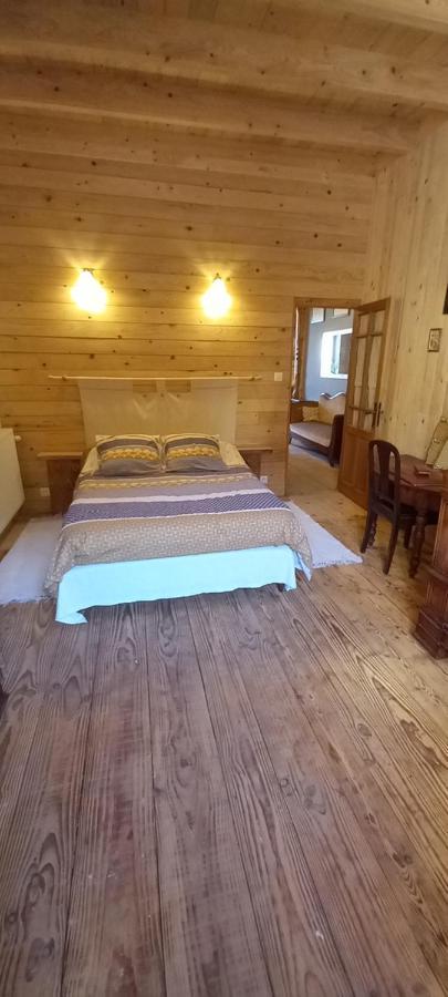 Appartement De Charme Dans Une Maison Isolee Presilly  ภายนอก รูปภาพ