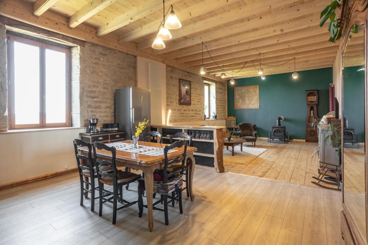 Appartement De Charme Dans Une Maison Isolee Presilly  ภายนอก รูปภาพ
