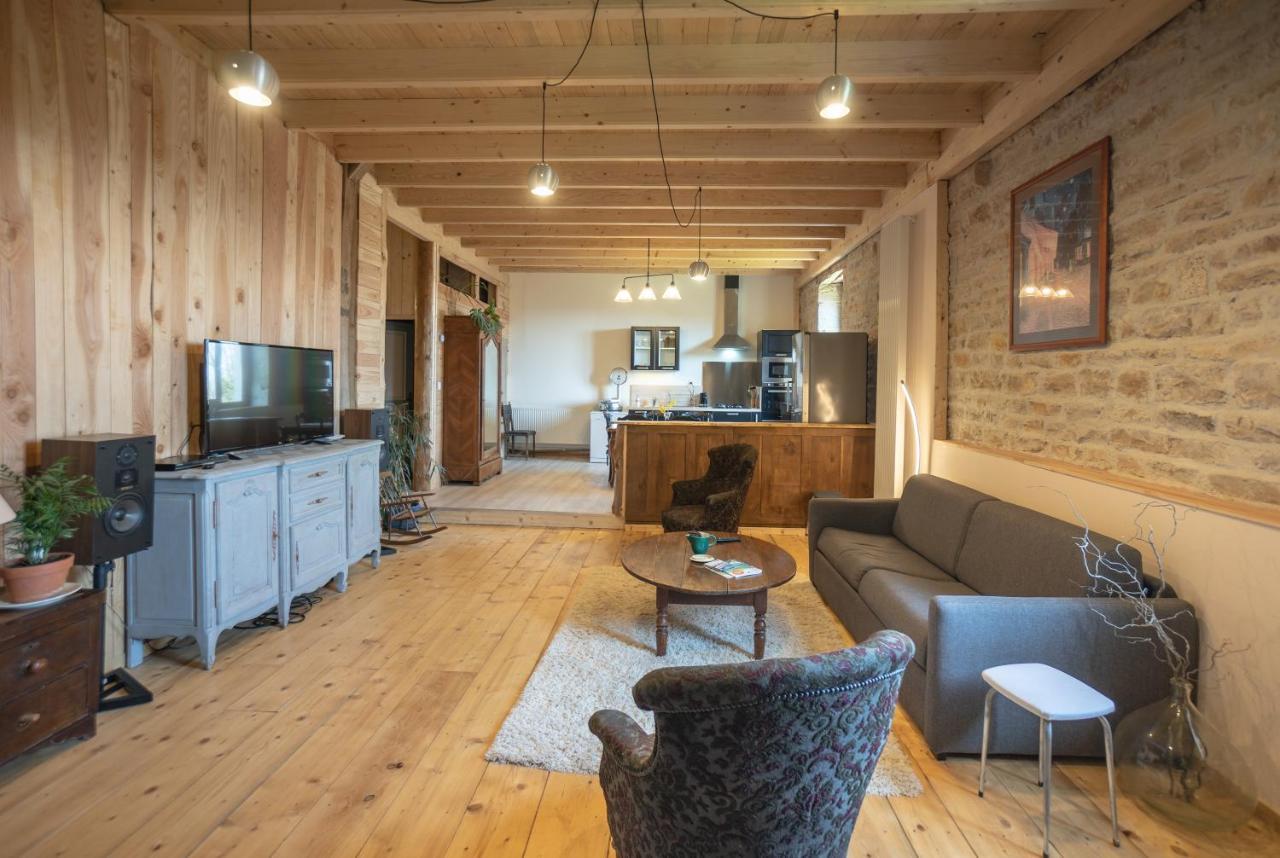 Appartement De Charme Dans Une Maison Isolee Presilly  ภายนอก รูปภาพ
