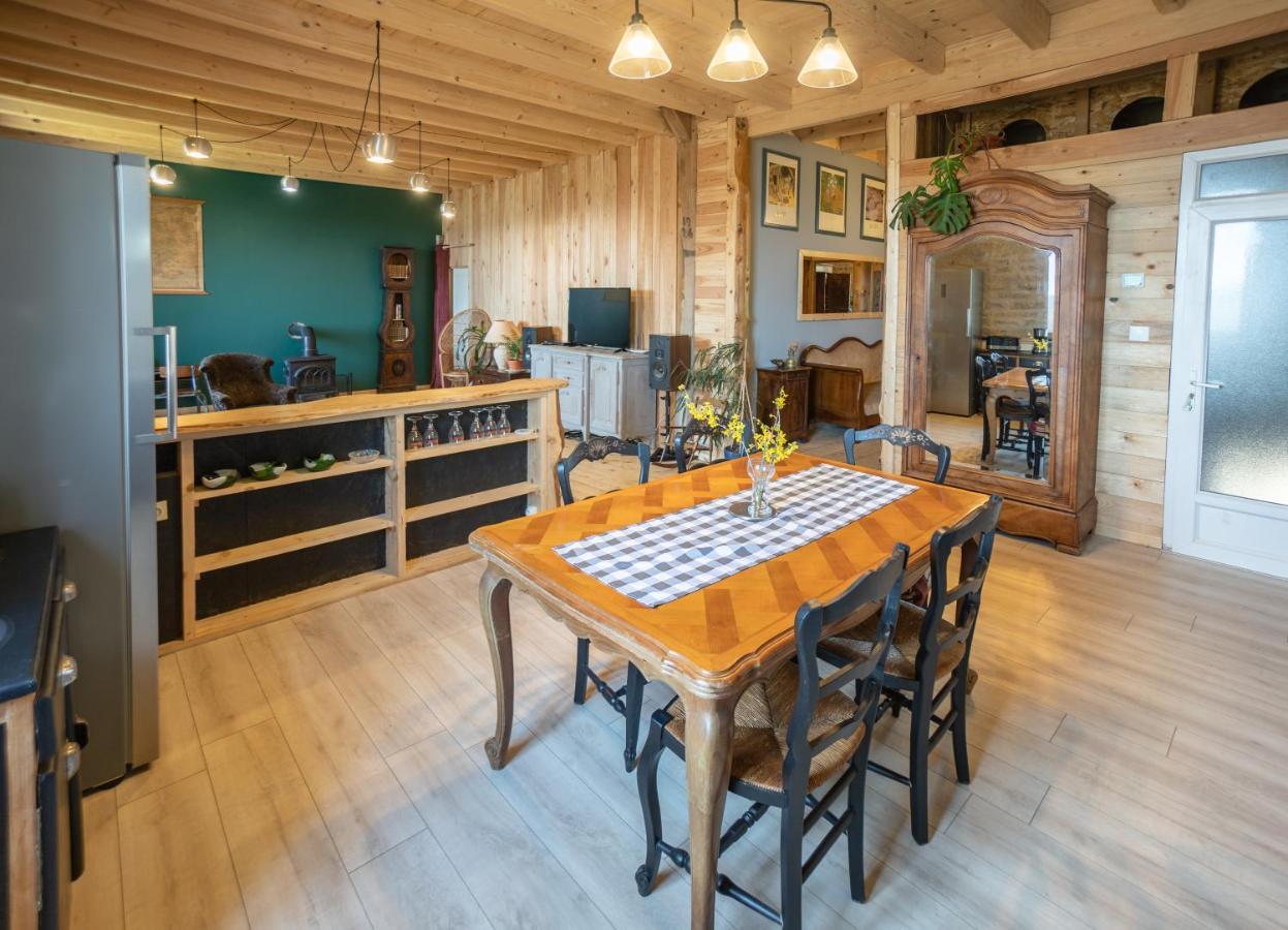 Appartement De Charme Dans Une Maison Isolee Presilly  ภายนอก รูปภาพ